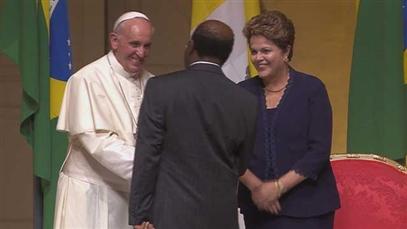 Joaquim Barbosa esclarece a polêmica durante  cerimônia do Papa