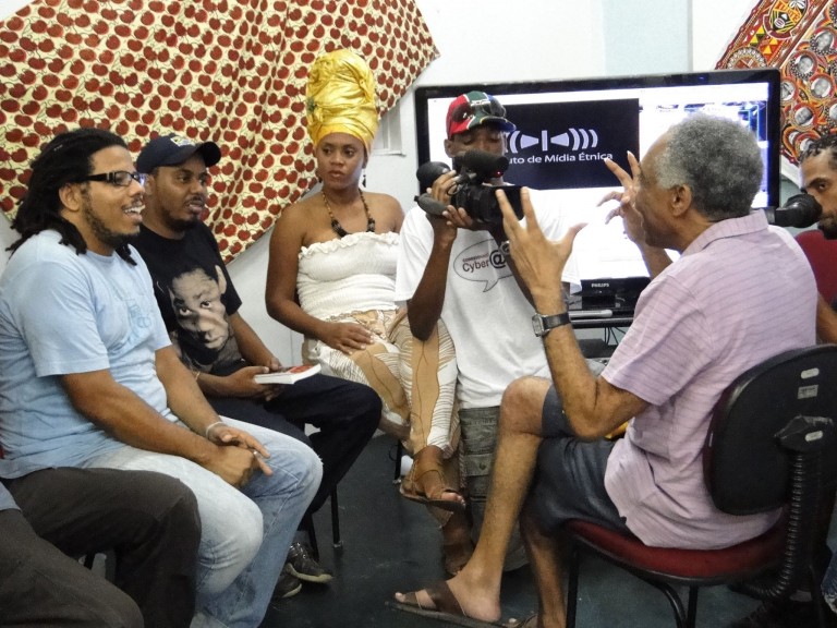 ONG Baiana oferece cursos de jornalismo e relações raciais