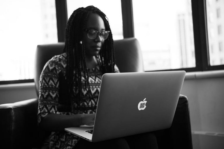 ‘GrilsUPfast!’: Primeiro festival de tecnologia para mulheres, feito por mulheres negras