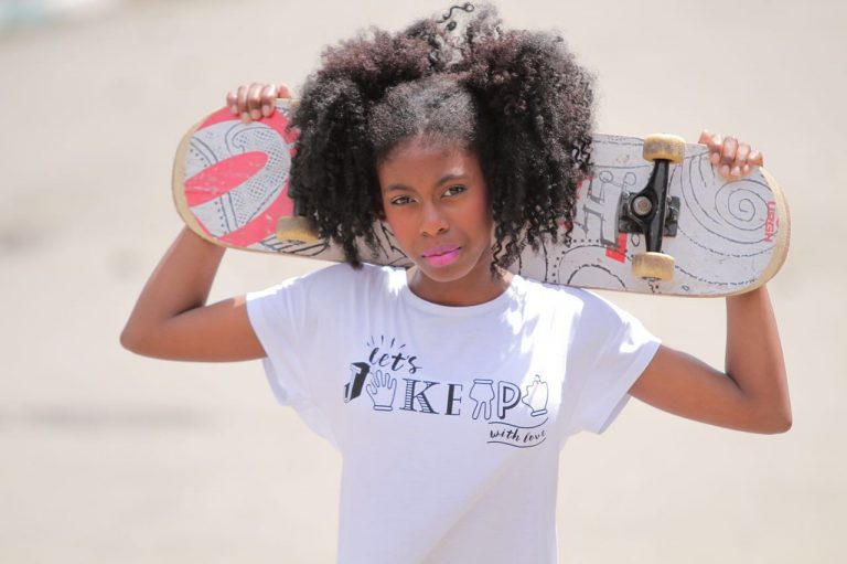 MC Soffia promove encontro de adolescentes negras. “Elas estão muito sumidas”