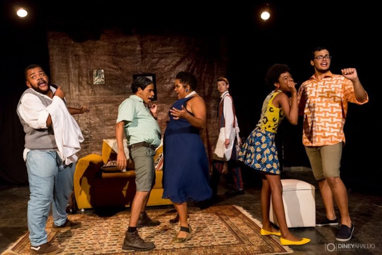 Sucesso de público, musical “Defeito’s de Família” fará temporada no Teatro Gregório de Mattos