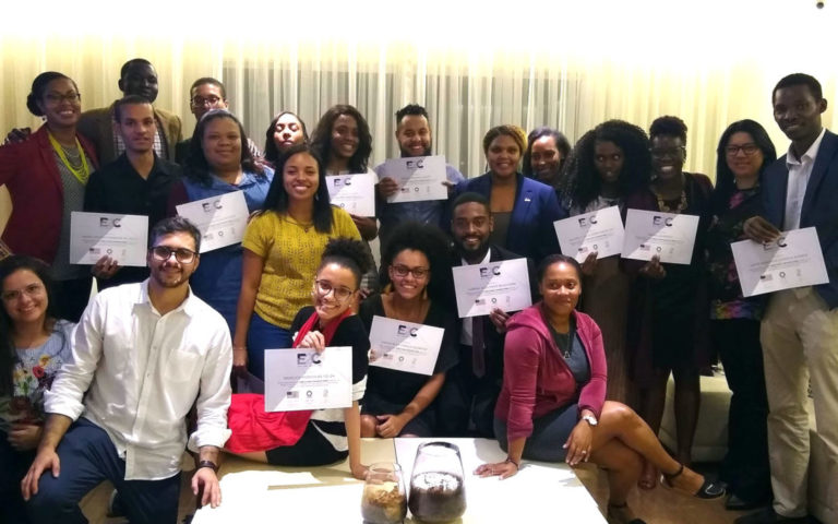 Consulado americano oferece cursos de inglês de graça para afrobrasileiros