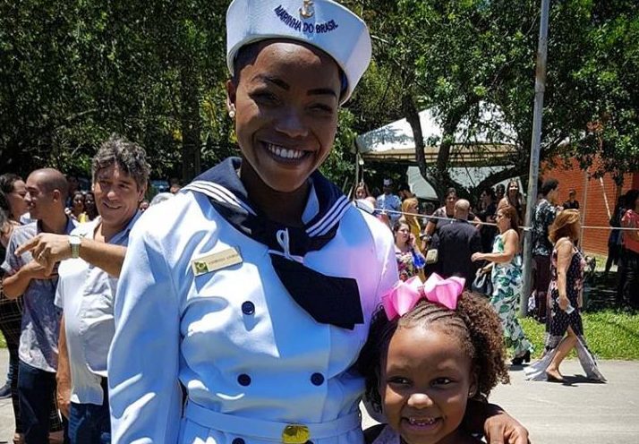 Mãe negra e militar: Andressa Lisboa foi aprovada em 1º lugar na Marinha