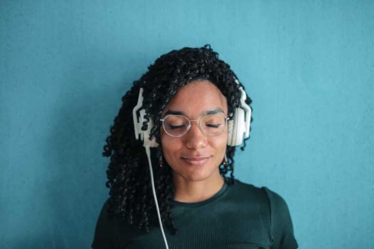 O Spotify lança hoje no Brasil o Sound Up, projeto criado para descobrir a próxima geração de podcasters