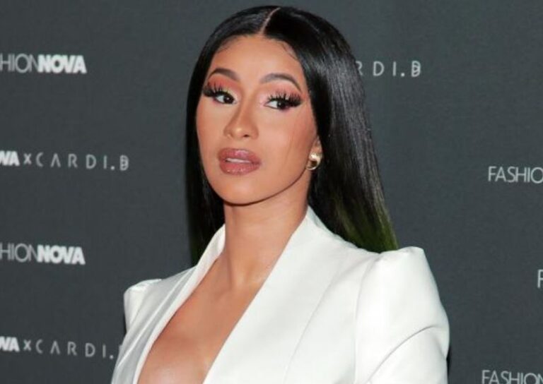 Cardi B critica a cultura do cancelamento: “Querem que eu sinta a pressão do bullying”