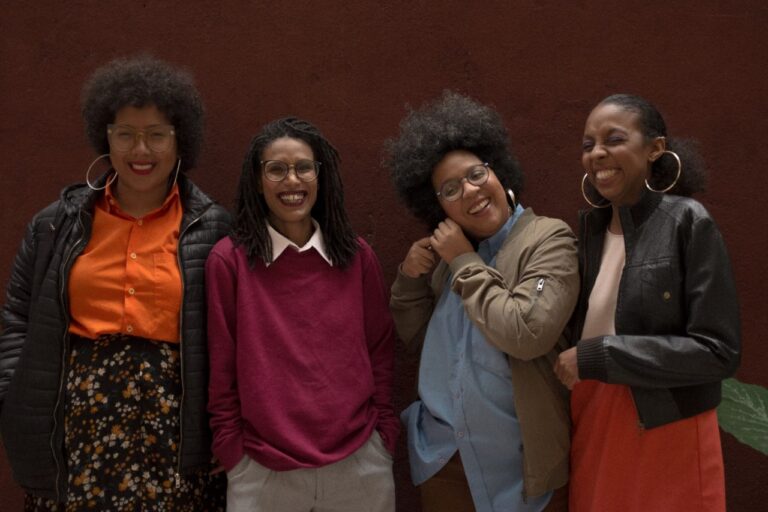 Conheça o primeiro banco de imagens feito inteiramente por mulheres negras