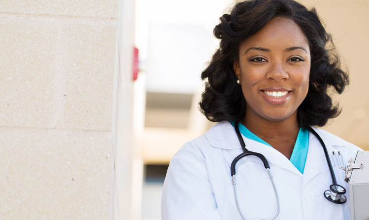 AfroSaúde lança primeira versão da plataforma e cadastra profissionais de saúde negros