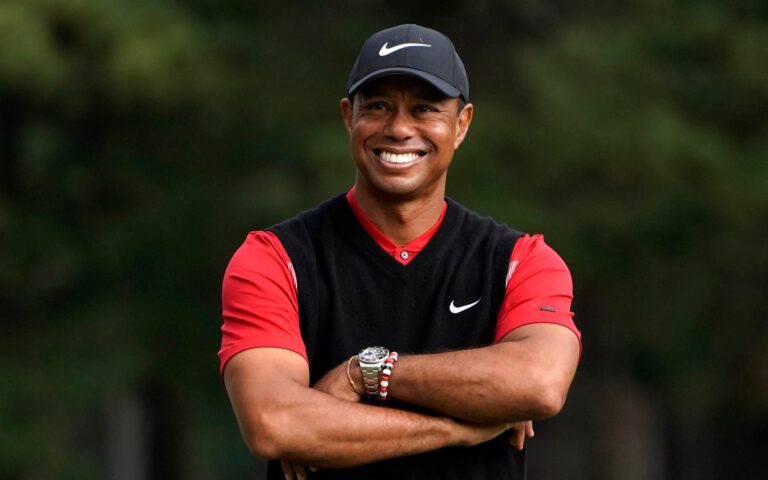 Tiger Woods abre seu segundo campo de golfe