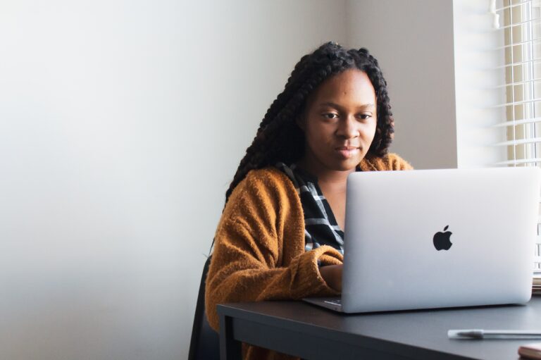30 mulheres negras e indígenas serão impulsionadas por programa de empreendedorismo 30 mulheres negras e indígenas serão impulsionadas por programa de empreendedorismo