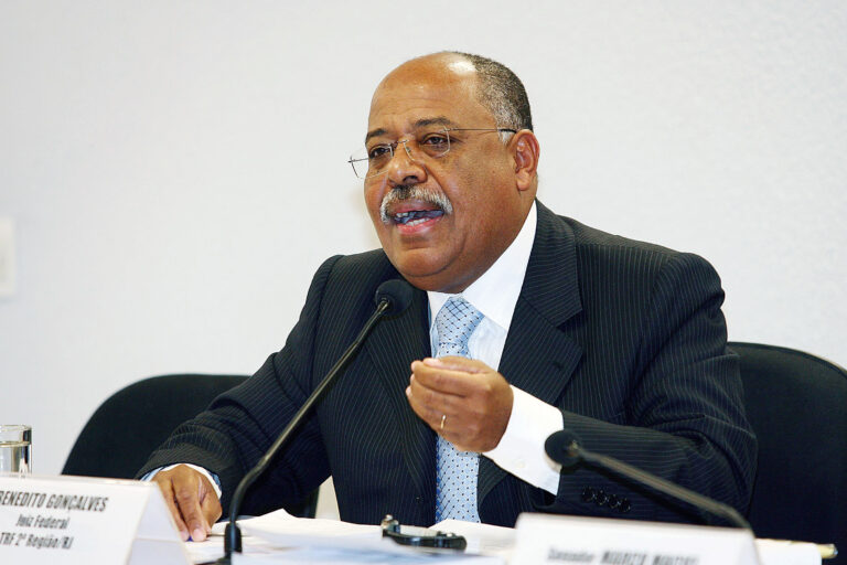 Câmara contrata comissão de Juristas negros para revisar e aperfeiçoar leis de combate ao racismo no Brasil