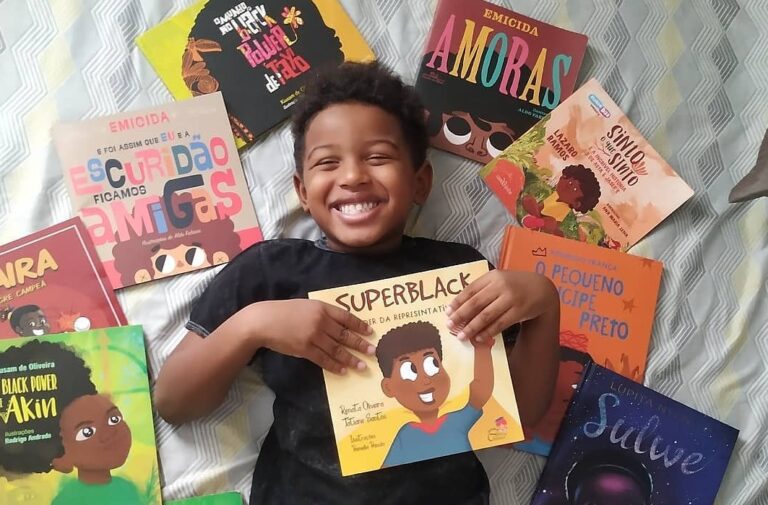 Afroeducadora indica três livros focados no cabelo crespo dos meninos negros