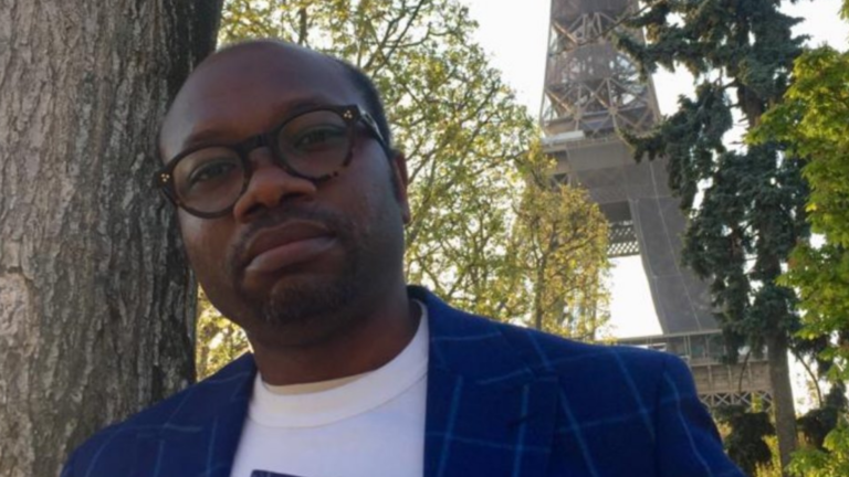 Residente em Paris, engenheiro negro brasileiro lança o primeiro livro a analisar futura Rede 6G