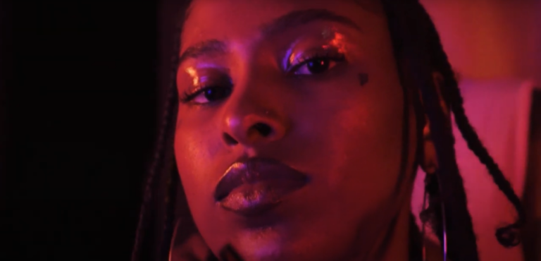 Rapper mineira Mayí lança single “Reai$”, com mensagem sobre a superação do racismo