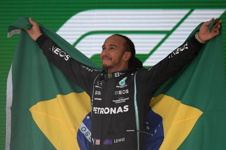 Lewis Hamilton completa 37 anos: relembre momentos inesquecíveis e posicionamentos do heptacampeão