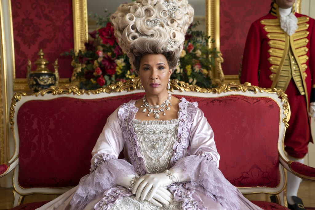 Bridgerton: Conheça a jovem rainha Charlotte do spin-off da Netflix