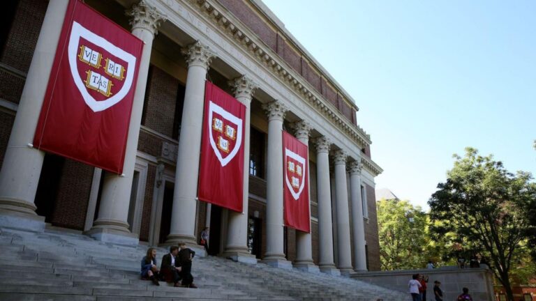 Harvard se beneficiou da escravidão e doa US$ 100 milhões para reparação histórica