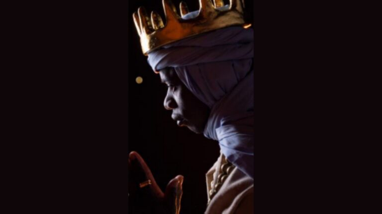 Exposição em estação de metrô de SP retrata imperador do Mali, Mansa Musa, homem mais rico que já existiu