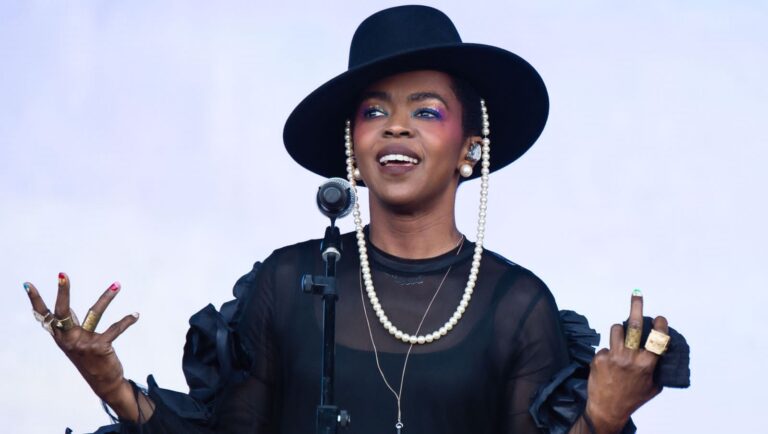Lenda da black music, Lauryn Hill completa 47 anos