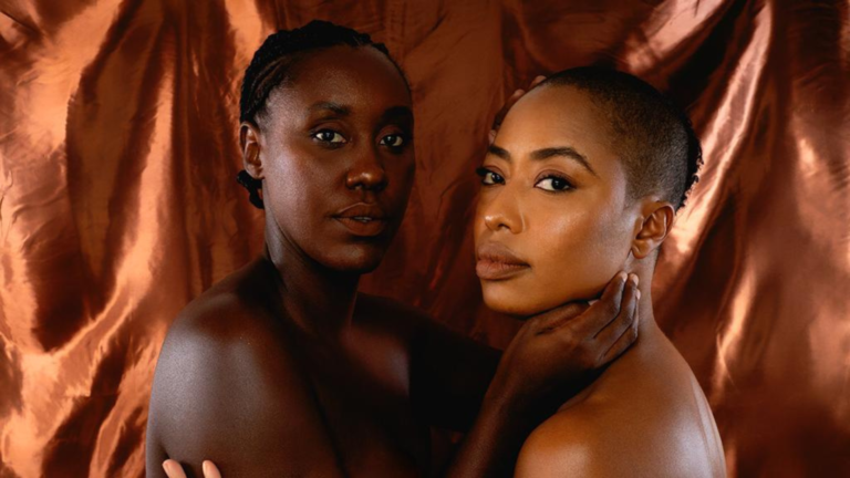 ‘Amor e Outras Revoluções’: Mariana Nunes e Tati Villela comemoram encenação sobre o amor entre duas mulheres negras