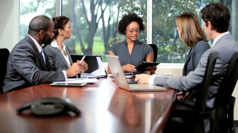 Programa inicia terceira turma de lideranças femininas negras para atuação em conselhos e empresas Programa inicia terceira turma de lideranças femininas negras para atuação em conselhos e empresas