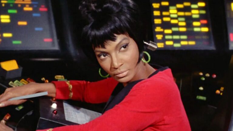 Morre Nichelle Nichols, a Uhura de Star Trek, aos 89 anos