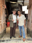 Paulo-Miklos-e-Sidney-Santiago-Kuanza-nos-bastidores-de-Saudosa-Maloca