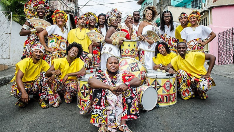 Ilê Aiyê busca apoio financeiro para representar a cultura negra baiana no Afropunk em Nova York