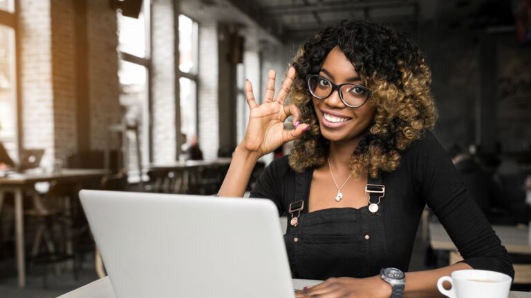 Cinco organizações negras receberão apoio para aumentar a empregabilidade na área tecnológica Cinco organizações negras receberão apoio para aumentar a empregabilidade na área tecnológica