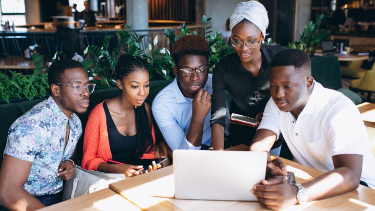 Encontro de coworking focado na conexão e potencialização de pessoas pretas acontece em São Paulo Encontro de coworking focado na conexão e potencialização de pessoas pretas acontece em São Paulo