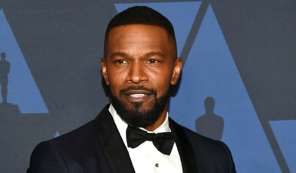 Jamie Foxx é Visto Pela Primeira Vez Em Público Após Ser Internado Por ...