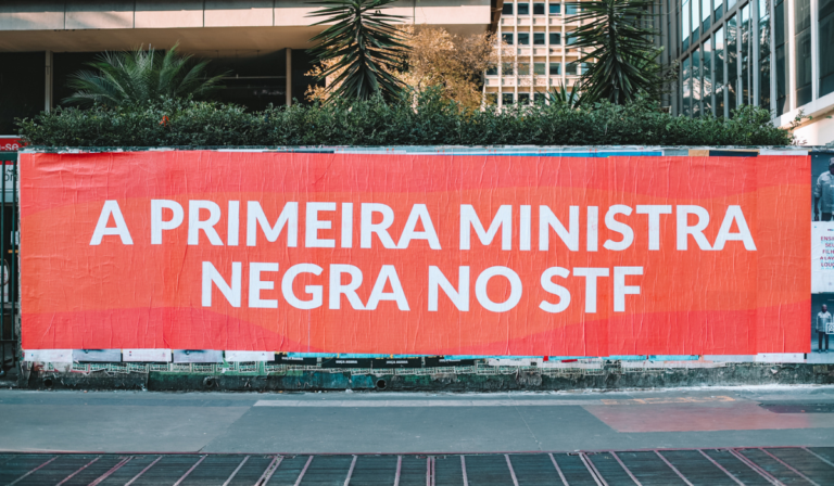Após fala de Lula sobre indicação no STF, movimentos negros realizam ato em Brasília cobrando ministra negra