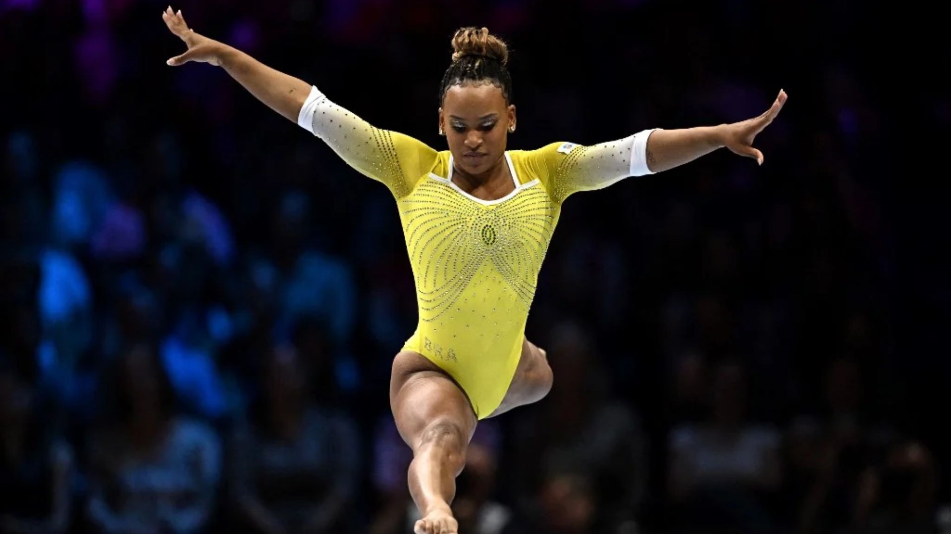 Rebeca Andrade é prata no individual geral do mundial de ginástica artística