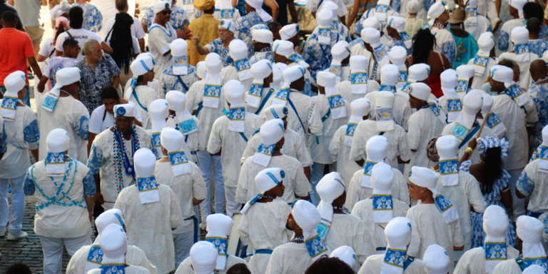 Salvador Capital Afro celebra ancestralidade com desfile de blocos Afro e afoxés