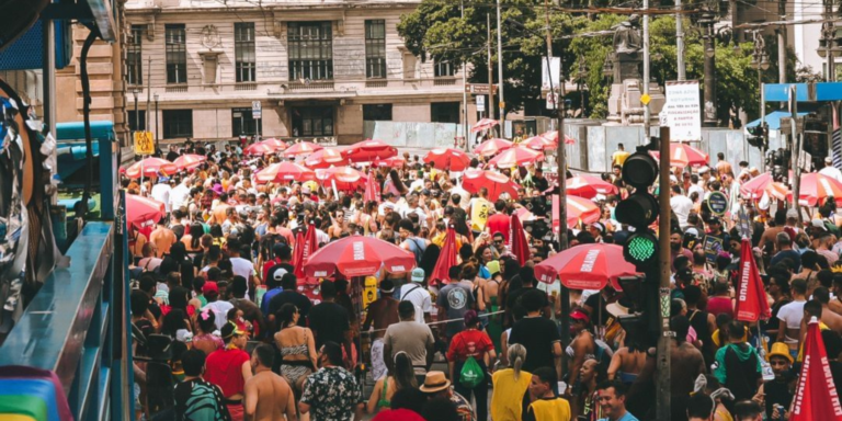 Bloco ‘Domingo Ela Não Vai’ cancela desfile no carnaval de SP por falta de patrocínio; Ao todo 118 desfiles foram cancelados na capital