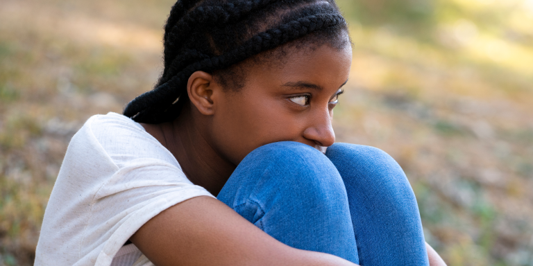 Estudo inédito revela que 6 em cada 10 crianças e adolescentes vítimas de estupro no Brasil são negras