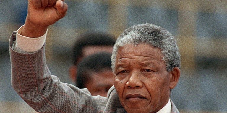 Mandela: uma vida dedicada à luta pela igualdade racial