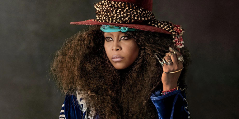 Erykah Badu é atração confirmada no Afropunk Brasil 2024