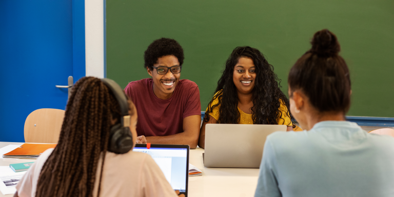Projeto oferece bolsas para pesquisadores negros e indígenas desenvolverem soluções de energia no Nordeste Projeto oferece bolsas para pesquisadores negros e indígenas desenvolverem soluções de energia no Nordeste