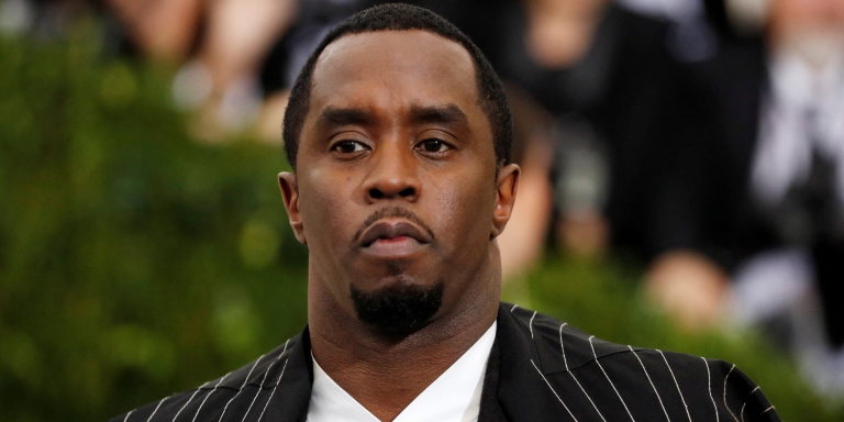 Sean ‘Diddy’ Combs enfrentará julgamento em maio de 2025 por acusações de tráfico sexual e extorsão