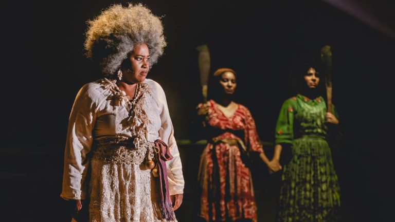 Peça teatral de Torto Arado estreia em São Paulo no Dia da Consciência Negra