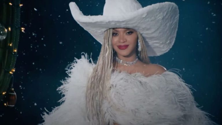 Show de Natal da Beyoncé no intervalo do jogo da NFL ficará disponível por tempo limitado na Netflix