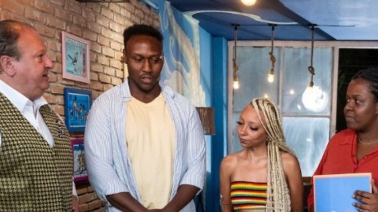 Equipe negra do restaurante Jerky’s conquista o público do ‘Pesadelo na Cozinha’: “Melhor episódio” Equipe negra do restaurante Jerky’s conquista o público do ‘Pesadelo na Cozinha’: “Melhor episódio”