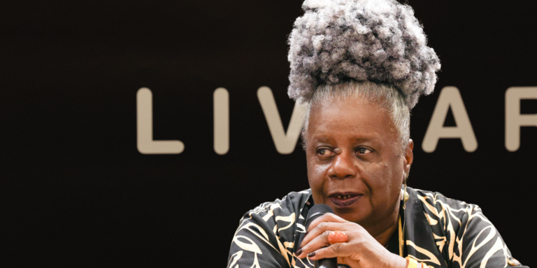 Conceição Evaristo debate literatura afro-brasileira em evento na Pequena África que celebra os 50 anos da Pallas Editora Conceição Evaristo debate literatura afro-brasileira em evento na Pequena África que celebra os 50 anos da Pallas Editora