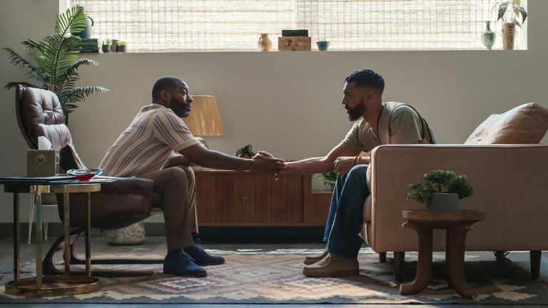 Criadoras de ‘Sobrevivendo em Grande Estilo’ falam sobre a importância de terapia para homens negros na TV: “Não vemos o suficiente” Criadoras de ‘Sobrevivendo em Grande Estilo’ falam sobre a importância de terapia para homens negros na TV: “Não vemos o suficiente”