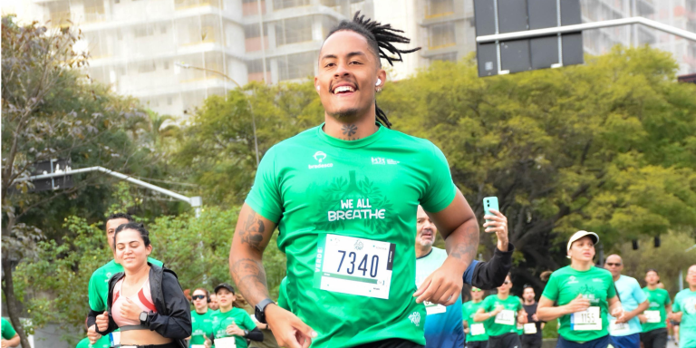 “Exercício físico muda vidas”: PH Côrtes celebra primeira medalha em corrida e lembra que fugia de aulas de educação física “Exercício físico muda vidas”: PH Côrtes celebra primeira medalha em corrida e lembra que fugia de aulas de educação física