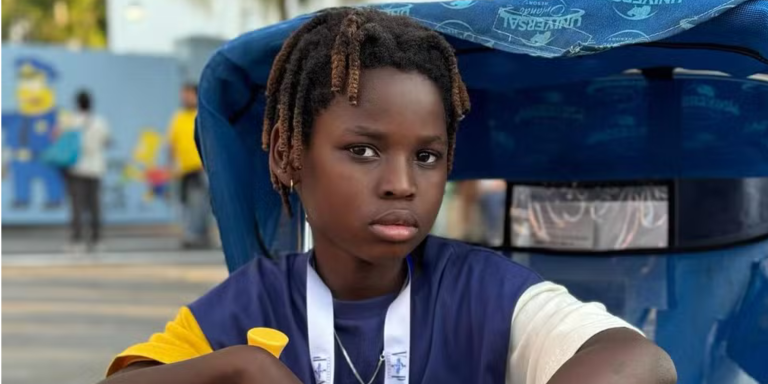 Aos 10 anos, Bless faz estreia no cinema e deixa Bruno Gagliasso emocionado: ‘Quase chorando’ Aos 10 anos, Bless faz estreia no cinema e deixa Bruno Gagliasso emocionado: ‘Quase chorando’