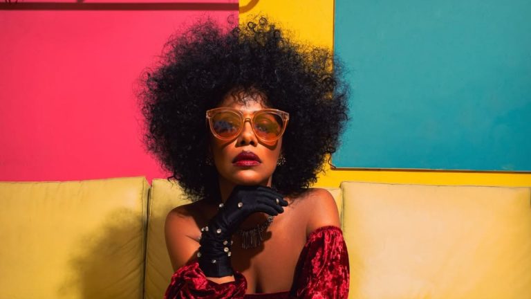 Naruna Costa integra nova temporada do musical “Elza”, que volta ao Rio na semana dos 95 anos da cantora Naruna Costa integra nova temporada do musical “Elza”, que volta ao Rio na semana dos 95 anos da cantora