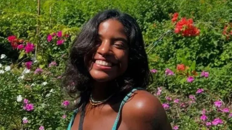 Autópsia indica que Juliana Marins teria morrido cerca de 20 minutos após queda em vulcão na Indonésia Autópsia indica que Juliana Marins teria morrido cerca de 20 minutos após queda em vulcão na Indonésia