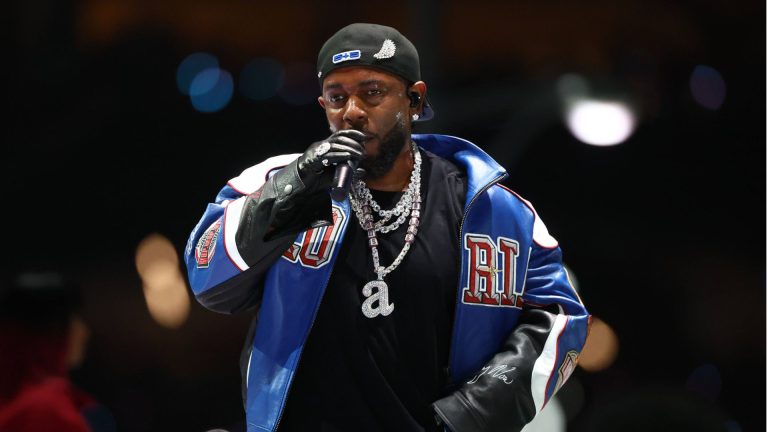 Universidade nos EUA cria curso sobre Kendrick Lamar e seu impacto cultural na experiência negra Universidade nos EUA cria curso sobre Kendrick Lamar e seu impacto cultural na experiência negra