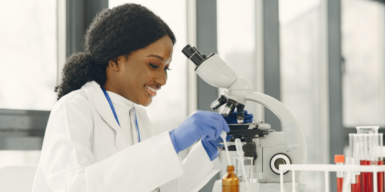 L’Oréal abre inscrições para capacitação gratuita em cosmetologia com 50% de vagas destinada a pessoas negras L’Oréal abre inscrições para capacitação gratuita em cosmetologia com 50% de vagas destinada a pessoas negras